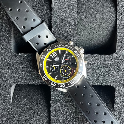 Tag Heuer Formula 1  Chronograph Black & Yellow Checkered Flag Dial